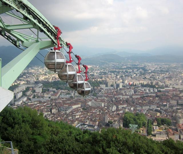 Grenoble-Bastille cable car